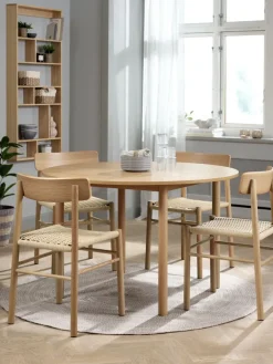 ALSTED Ø120 tafel eiken + 4 ISLEV stoelen eiken