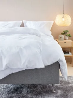 Dekbedovertrek INGEBORG satijn 140x200 wit