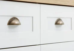 Dressoir MARKSKEL 3 deuren wit/eiken kleur