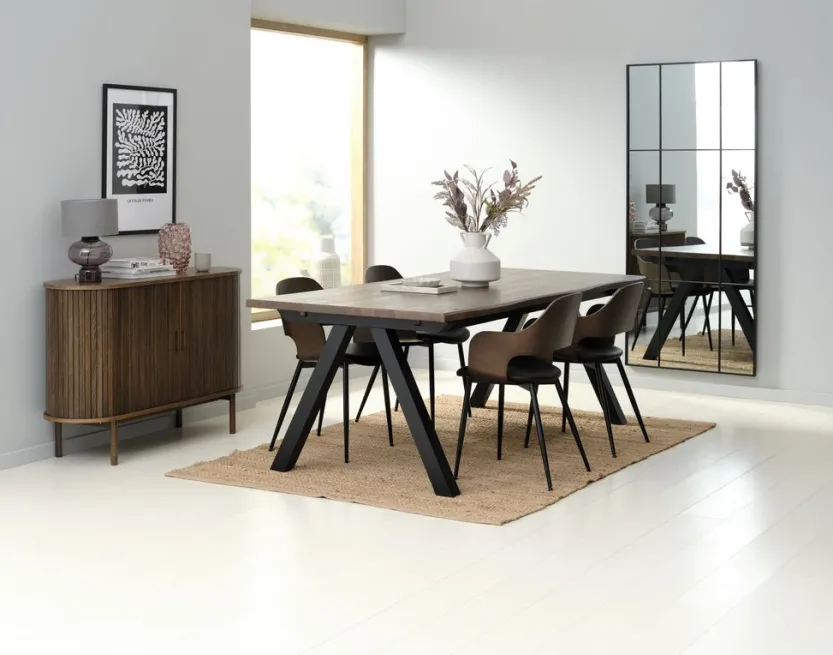 Eetkamerstoel HVIDOVRE donker eiken/zwarte stof