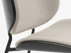 Eetkamerstoel TESTRUP lichtzand/zwart