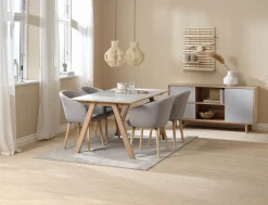 EGEBJERG L250 lichtgrijs/eiken + 4 KLOSTER lichtgrijs/eiken