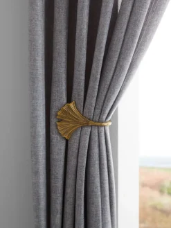 Embrasse FJERGEN blad messing