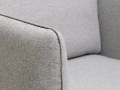 Fauteuil AARHUS lichtgrijze stof