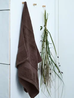 Handdoek KARLSTAD 50x100 donkerbruin