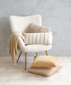 Kussenhoes ERTEVIKKE 50x50 fluweel latte