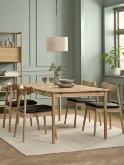 MARSTRUP L190/280 tafel eiken + 4 LYNGHOLM eiken/zwart