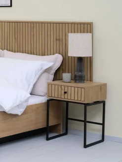 Nachtkastje HEMDRUP 1 lade eiken kleur/zwart