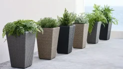 Plantenbak BLOMMOR B31xL31xH50 zwart