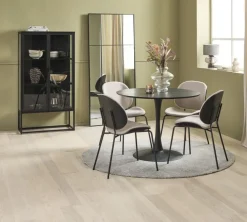 RINGSTED Ø100 tafel zwart + 4 TESTRUP stoelen zand