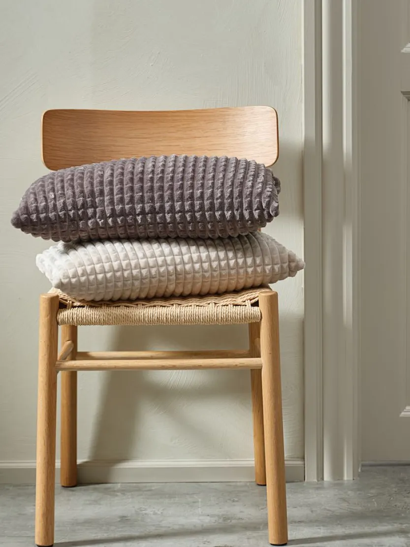 Sierkussen HAGTORN 30x50 beige