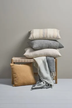 Sierkussen SKOGSIV 40x60 grijs