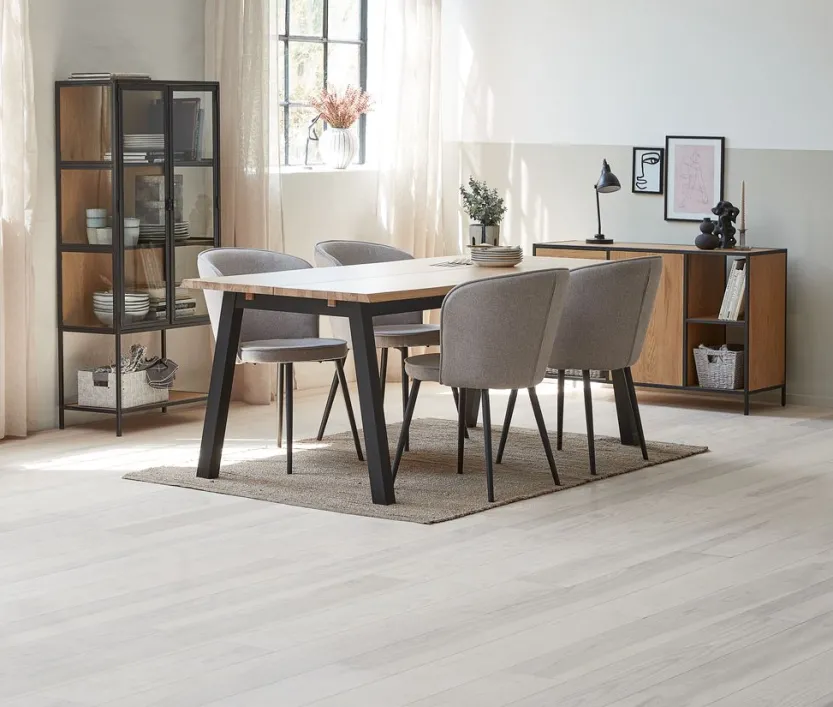 SKOVLUNDE L200 tafel naturel eiken + 4 RISSKOV lichtgrijs