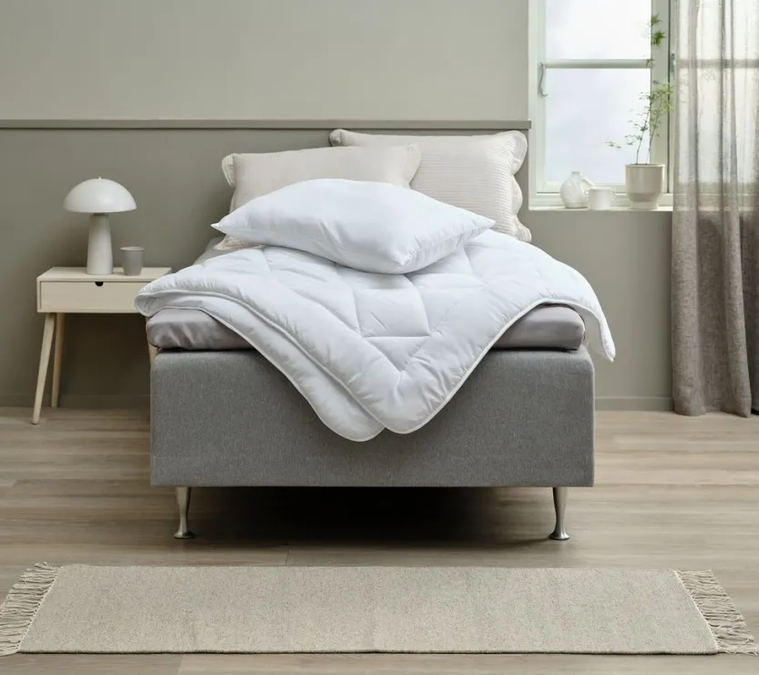 Synthetisch dekbed 135x200 STORFJELLET warm