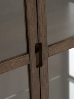 Vitrinekast VESTERBY hoog 2 deuren donker eiken